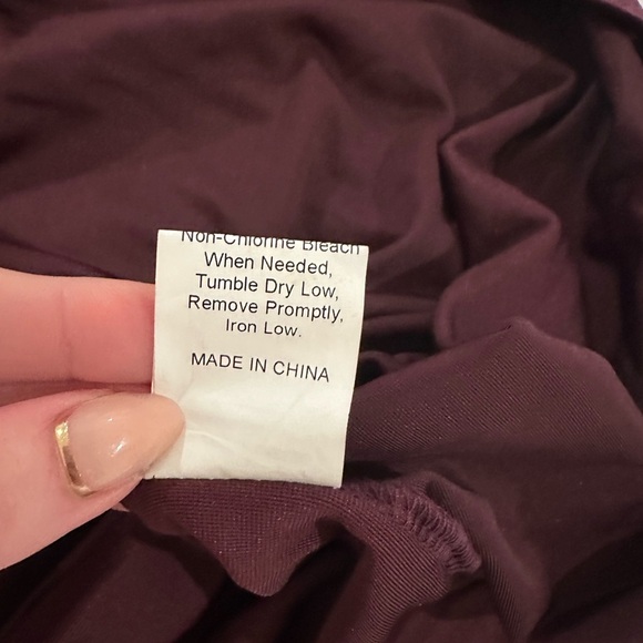 Rusttydustty Burgundy Velvet Embroidered Long Sleeve Boho Dress NWT- Size XL - Picture 5 of 5